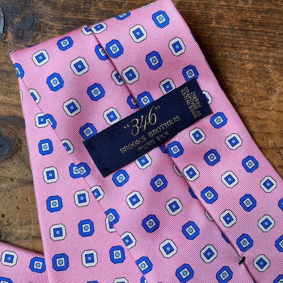 Brooks Brothers 346 Pink and Blue Geometric Mens Silk Neck Tie - Wedding Groom - Picture 4 of 6